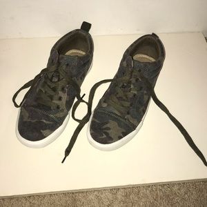 Camo high top sneakers